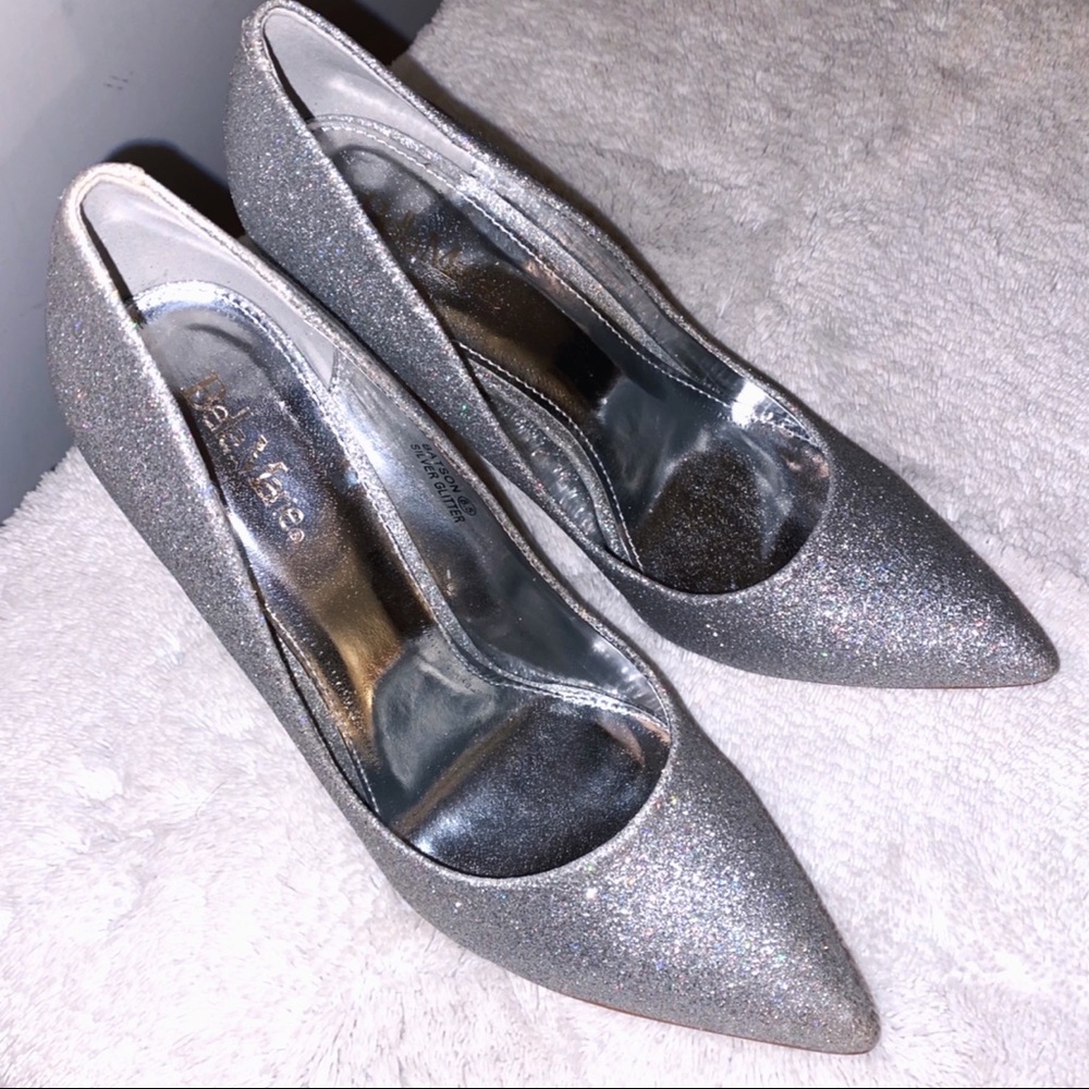 💎 SILVER SHIMMER RHINESTONE POINTED TOE HEELS! - Picture 12 of 15